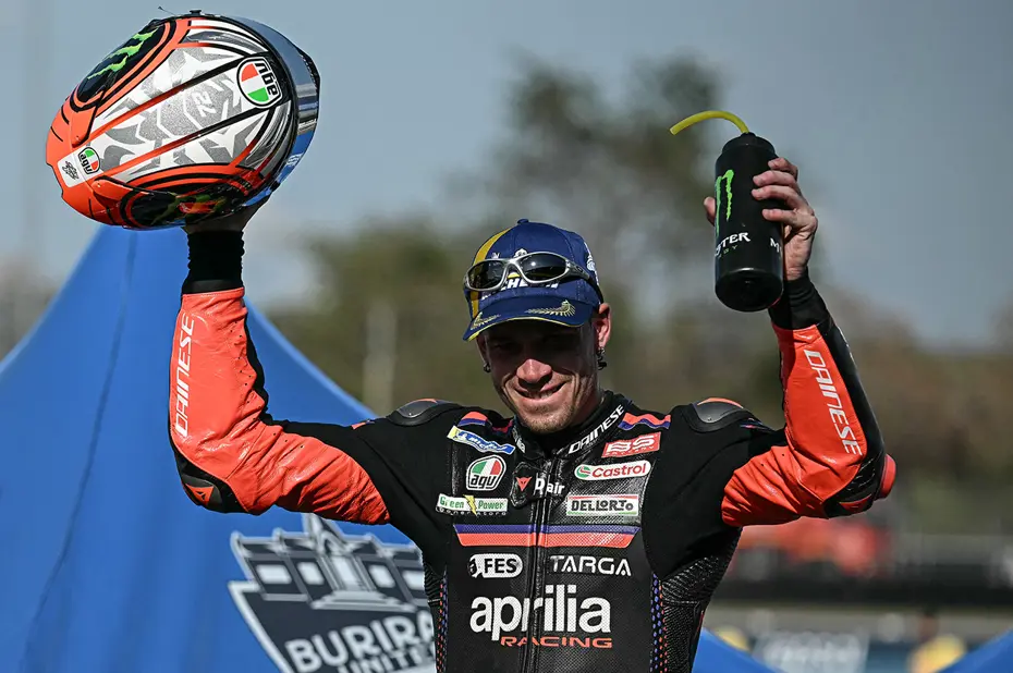 Toprak Razgatlıoğlu, MotoGP'deki tarihi yarışını 17. sırada bitirdi - 2