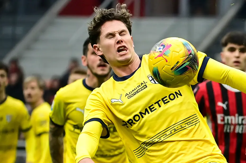 Trabzonspor'un yeni sol beki bu akşam geliyor - 3