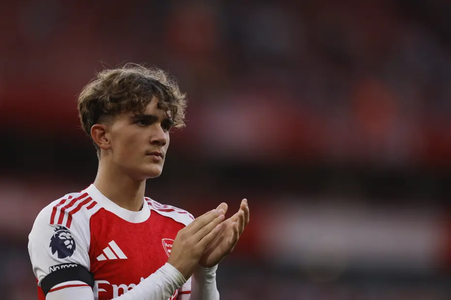 Arsenal sahasında farklı kazandı: 15 yaşındaki futbolcu tarihe geçti - 5