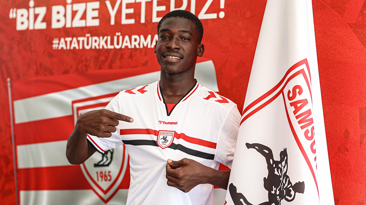 Samsunspor bir süredir idmanlara çıkardığı Mbaitoloum Daniel ile sözleşme imzaladı