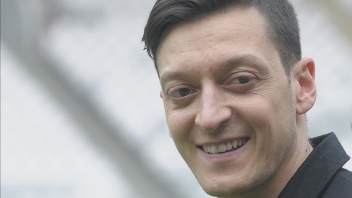 Mesut Özil, Leroy Sane'ye "Galatasaray'a git" dedi mi? İlk kez açıkladı