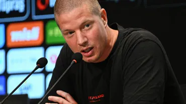 Midtjylland Teknik Direktörü Mike Tullberg'den Beşiktaş taraftarına övgü: "6 yıl Borussia Dortmund'da çalıştım ama..."
