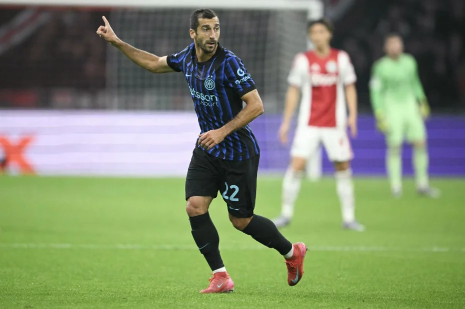 Jose Mourinho'nun attığı mesajları ifşa etti: Adeta "Lütfen" diyerek yalvarmış - 1