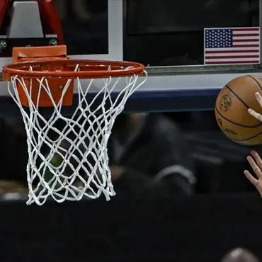 Thunder ve Pistons evinde kazandı, serilerde durum 2-0'a geldi