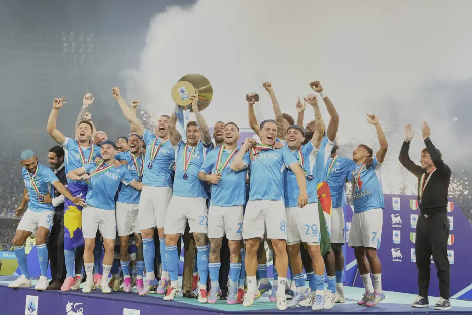 Napoli'den Victor Osimhen kararı: Resmen açıklandı - 4 Napoli'den Victor Osimhen kararı: Resmen açıklandı - 4