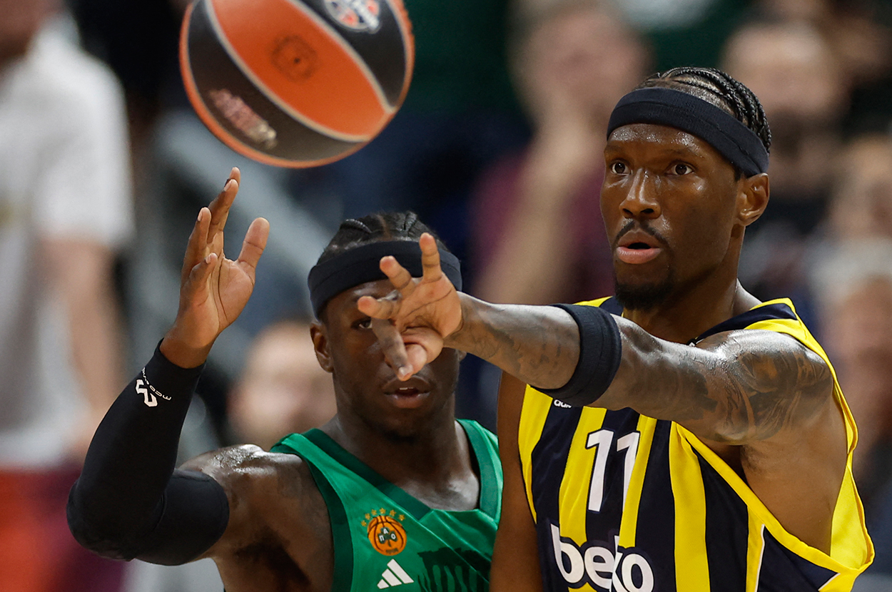 Fenerbahçe'nin eski yıldızı, Ergin Ataman'ın takımına transfer oldu