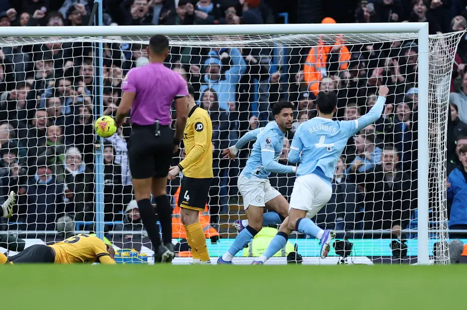 Manchester City'ye Galatasaray maçı öncesi Wolverhampton morali