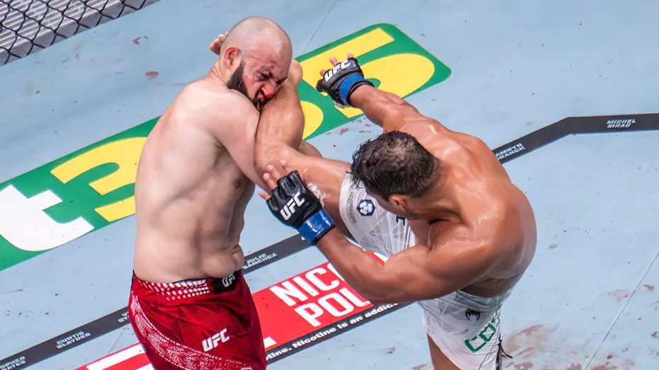 UFC 327 | Paulo Costa, Azamat Murzakanov efsanesini nakavtla bitirdi! - 3 UFC 327 | Paulo Costa, Azamat Murzakanov efsanesini nakavtla bitirdi! - 3