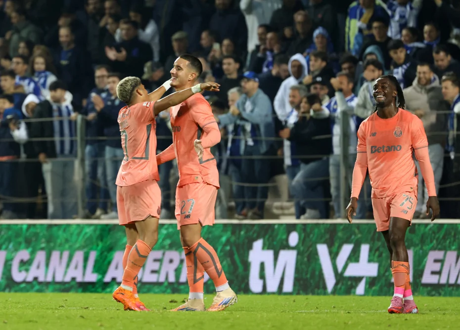 Porto'da Deniz Gül maçın kaderini değiştirdi: Farioli övgüler yağdırdı - 1