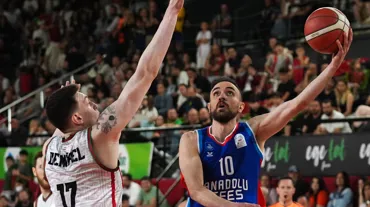Anadolu Efes bir ayrılığı daha duyurdu