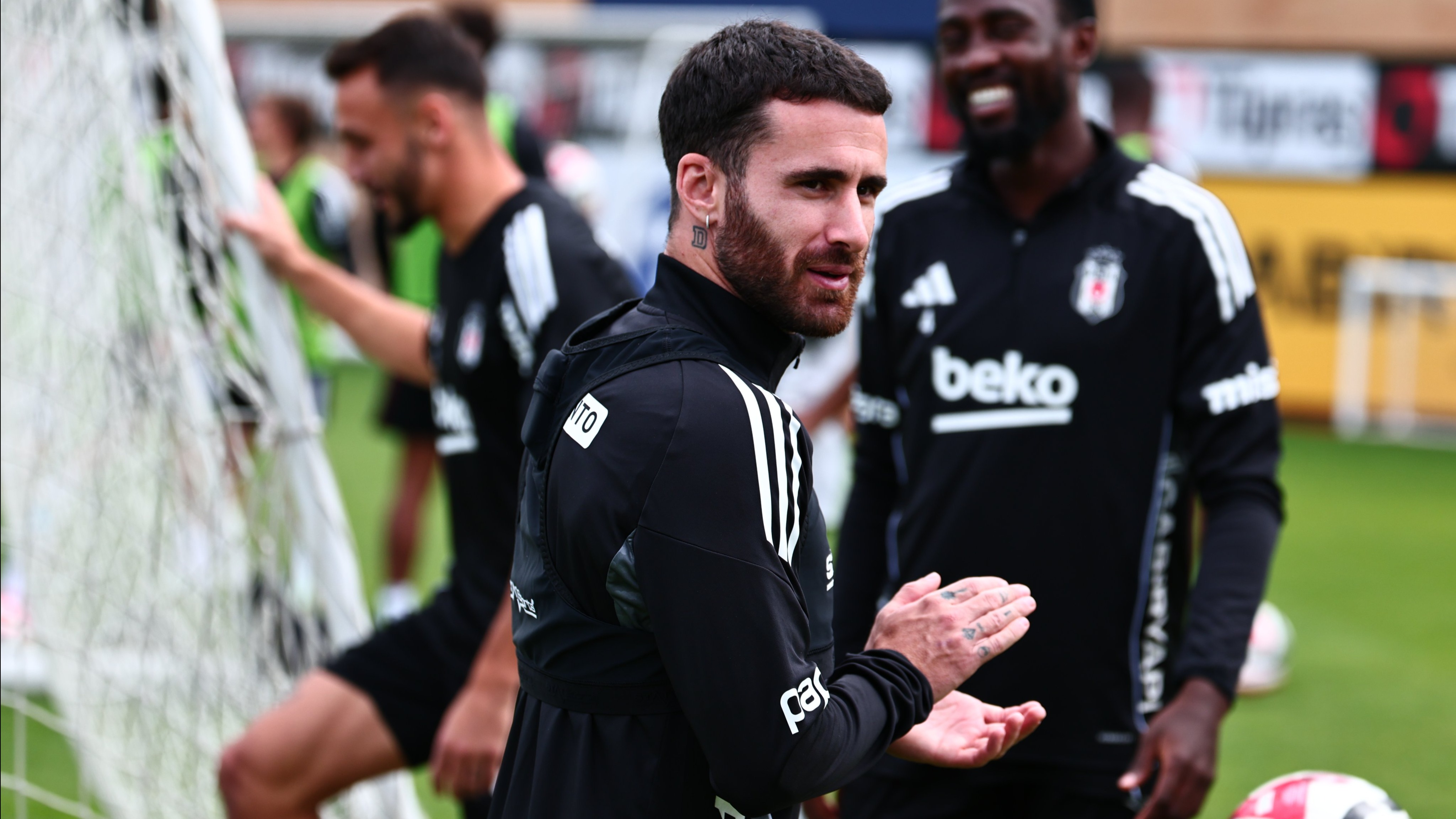 Rafa Silva'dan Beşiktaş'a 'Mobbing' Çığlığı: Bel Ağrısı Geçti, Kafa Ağrısı Başladı!