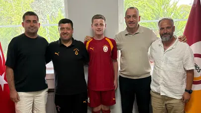 Hayalini gerçekleştirdi, Galatasaray'a transfer oldu! İmzalar cuma günü atıldı Hayalini gerçekleştirdi, Galatasaray'a transfer oldu! İmzalar cuma günü atıldı