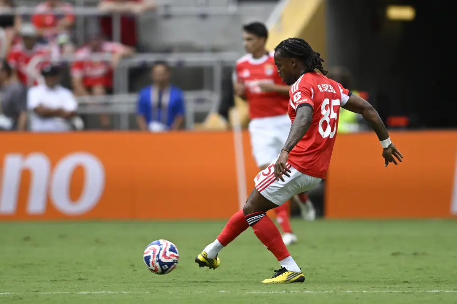 Fransızların "bitti" dediği transferde şok gelişme: Trabzonspor'un Renato Sanches kararı ortaya çıktı - 2