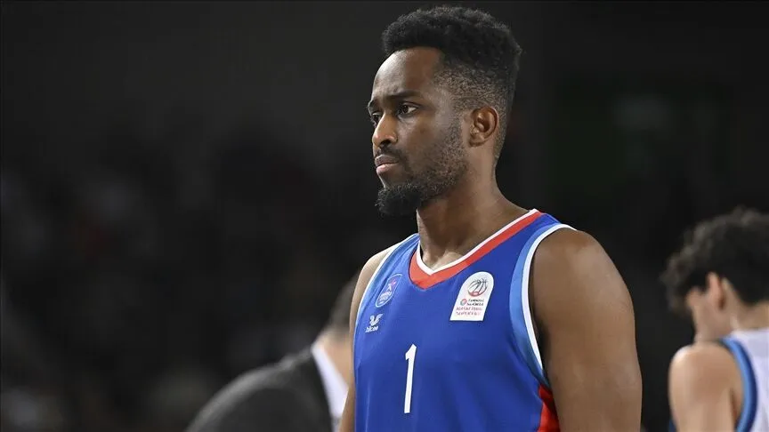 Anadolu Efes, Rodrigue Beaubois ile yollarını ayırdı