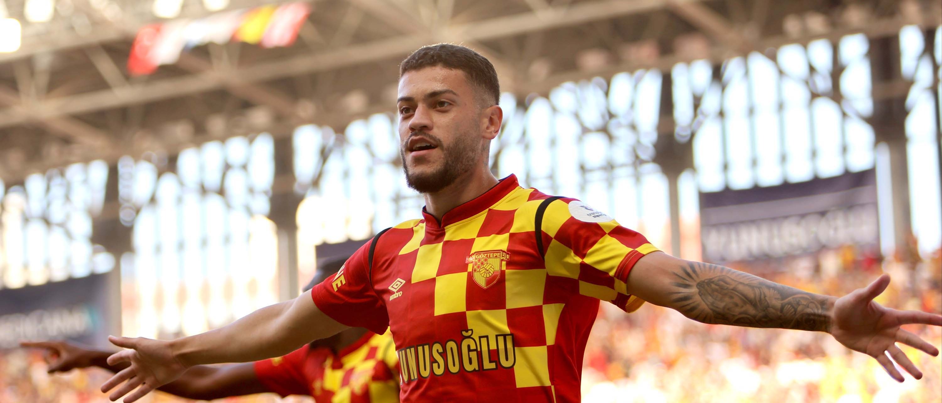 Ve Romulo'nun transferi resmen gerçekleşti: 5 yıllık sözleşme imzaladı