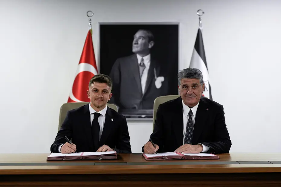 Serdal Adalı duyurdu: Beşiktaş'ta beklenen ayrılık gerçekleşiyor - 2 Serdal Adalı duyurdu: Beşiktaş'ta beklenen ayrılık gerçekleşiyor - 2