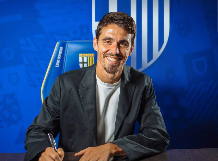 29 yaşında Serie A'da teknik direktör oldu: Resmi imza geldi