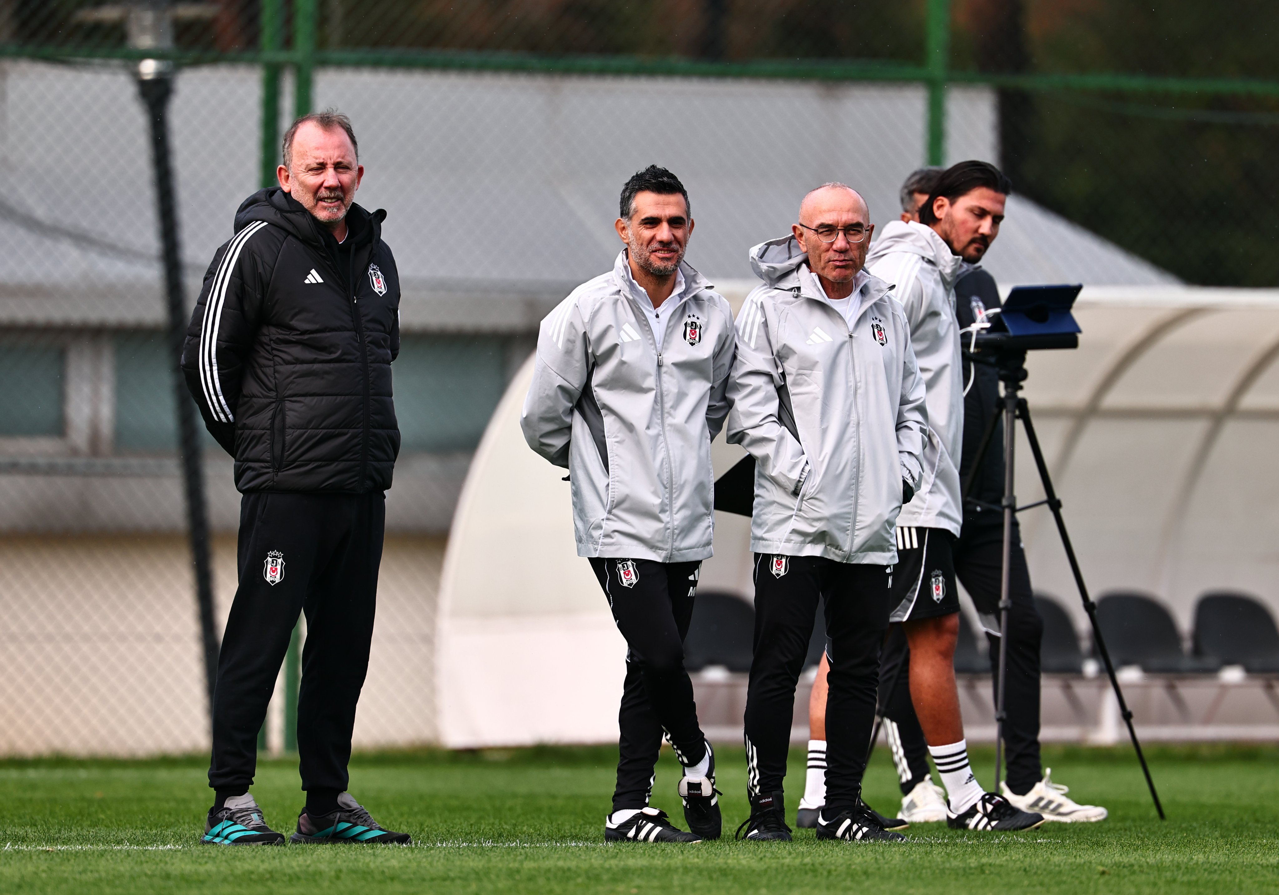 Sergen Yalçın kararını verdi: Beşiktaş formasıyla bu sezon ilki yaşayacak