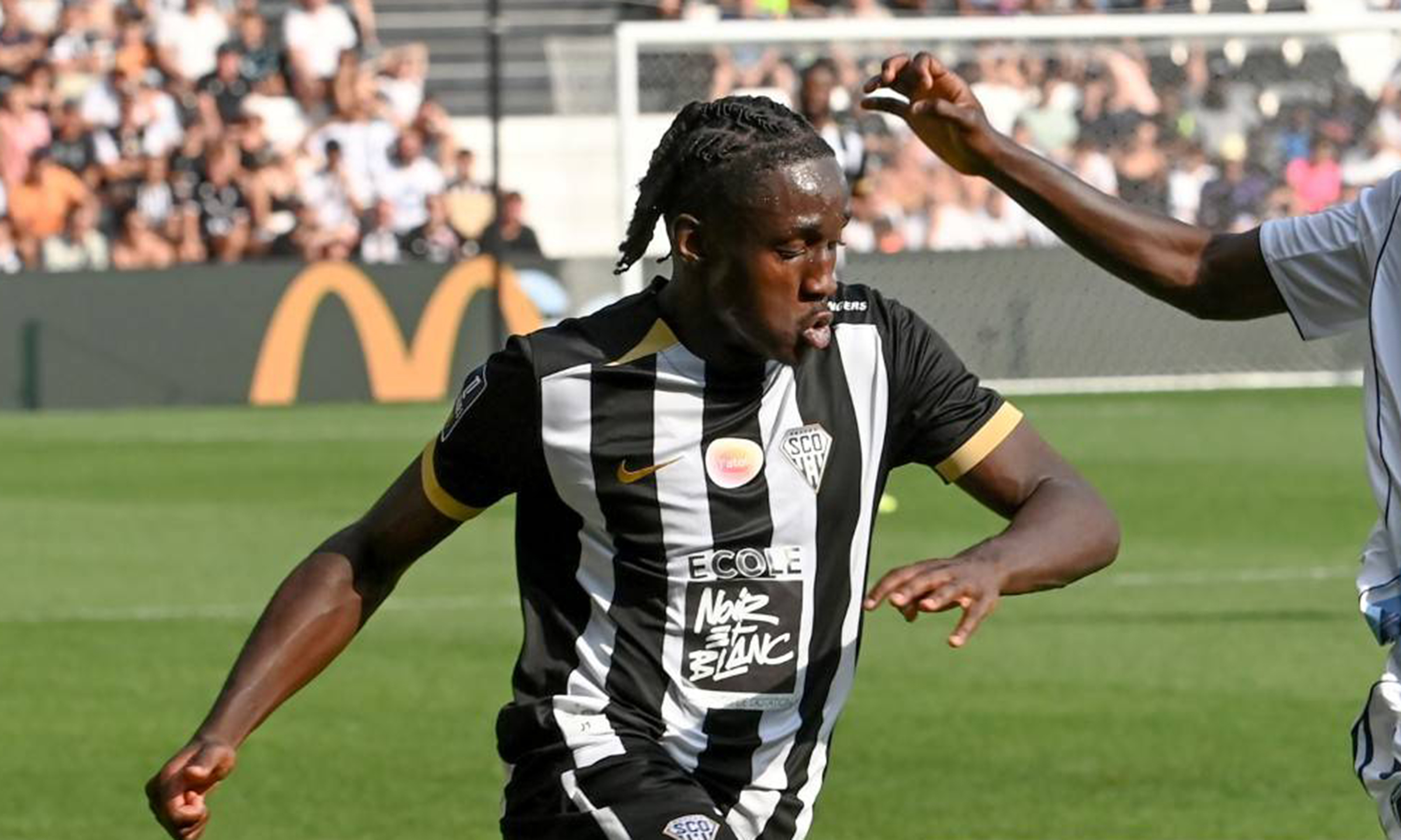 Fenerbahçe'den herkesi şaşırtan hamle: Yeni golcüsünü Fransa'da buldu