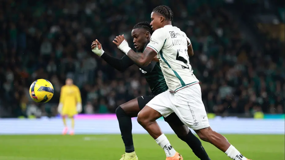 Trabzonspor'un yeni transferi İstanbul'a geldi - 3