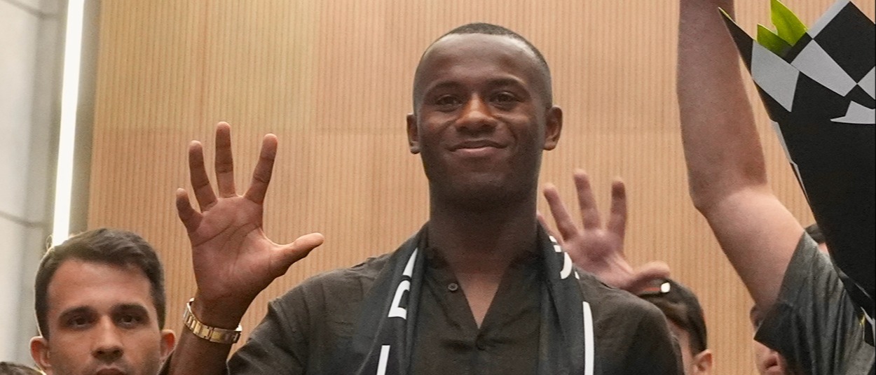 Tiago Djalo, Beşiktaş'a transferindeki Burak Yılmaz detayını açıkladı