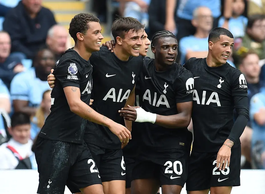 Manchester City'ye evinde şok: Tottenham kayıpsız devam ediyor - 3