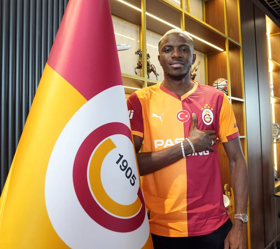 Victor Osimhen: "Terimin her damlasını Galatasaray taraftarı için dökeceğim" - 1 Victor Osimhen: "Terimin her damlasını Galatasaray taraftarı için dökeceğim" - 1