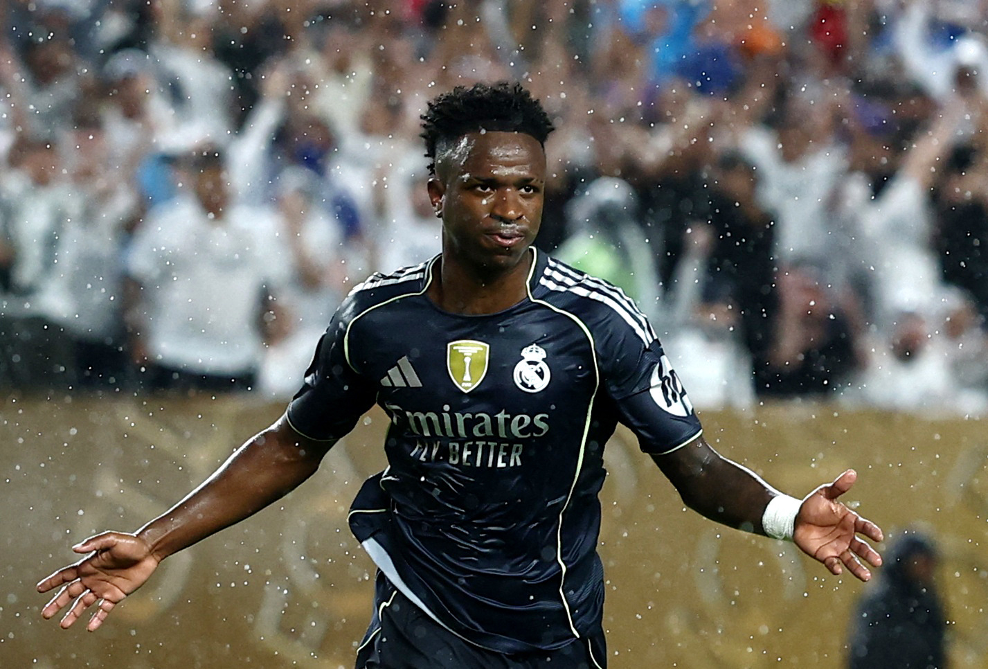 Real Madrid'de Vinicius Jr. krizi patlak verdi: Kulüp büyük şaşkınlık içinde