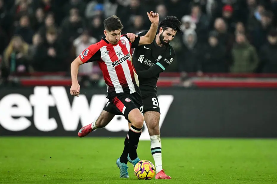 Okan Buruk aradığını İngiltere'de buldu: 6 numara Premier Lig'den geliyor - 3