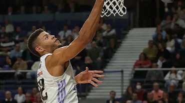 EuroLeague'de haftanın MVP'si Walter Tavares