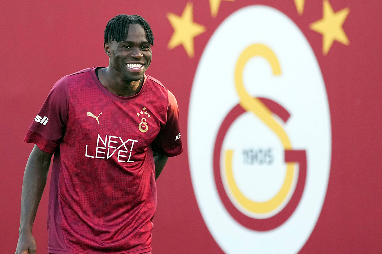 Wilfried Singo, Galatasaray'da ilk idmanına çıktı