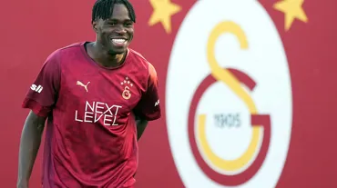 Wilfried Singo, Galatasaray'da ilk idmanına çıktı
