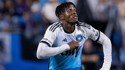 Wilfried Zaha'dan eski takım arkadaşına olay sözler: "Midemi bulandırıyor"