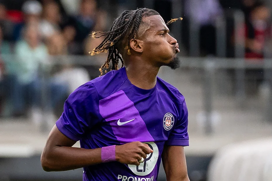 Beşiktaş'tan Fransız sol açık için 6 milyon Euro!