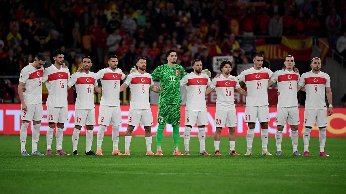 "Bırakın Beşiktaş'a gideyim" pazarlığı: Milli takımın yıldızı gözünü kararttı