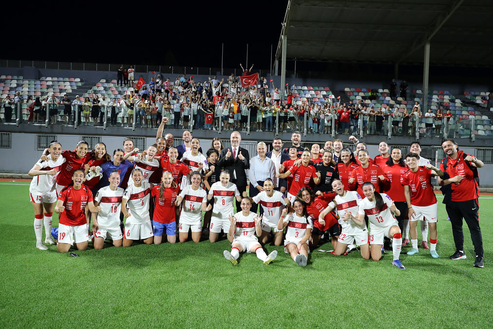 A Milli Takım, Dünya Kupası'na katılabilmek için play-off oynayacak