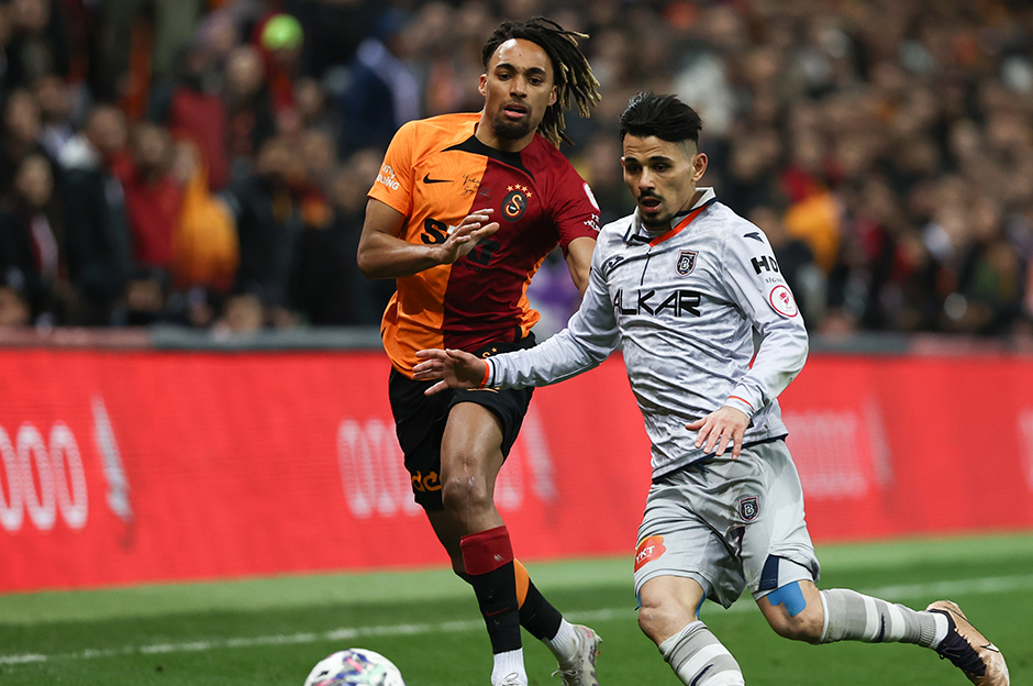 Başakşehir, Galatasaray'ı kupa dışına itti