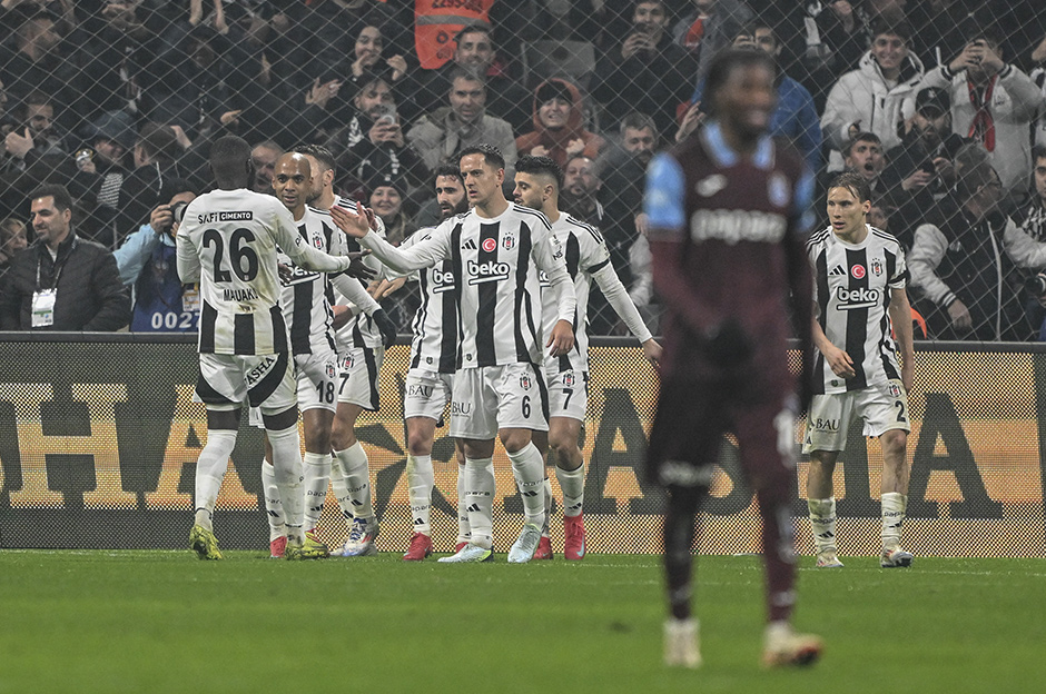 "Maç seçmese zirvede yer alırdı!" | Spor yazarları Beşiktaş - Trabzonspor maçı için ne dedi?