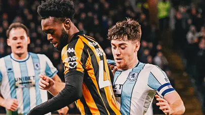 Hull City, 90+3'te yıkıldı