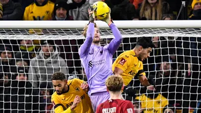 Klopp 'Dünyanın en iyi yedek kalecisi'ni kaybediyor!