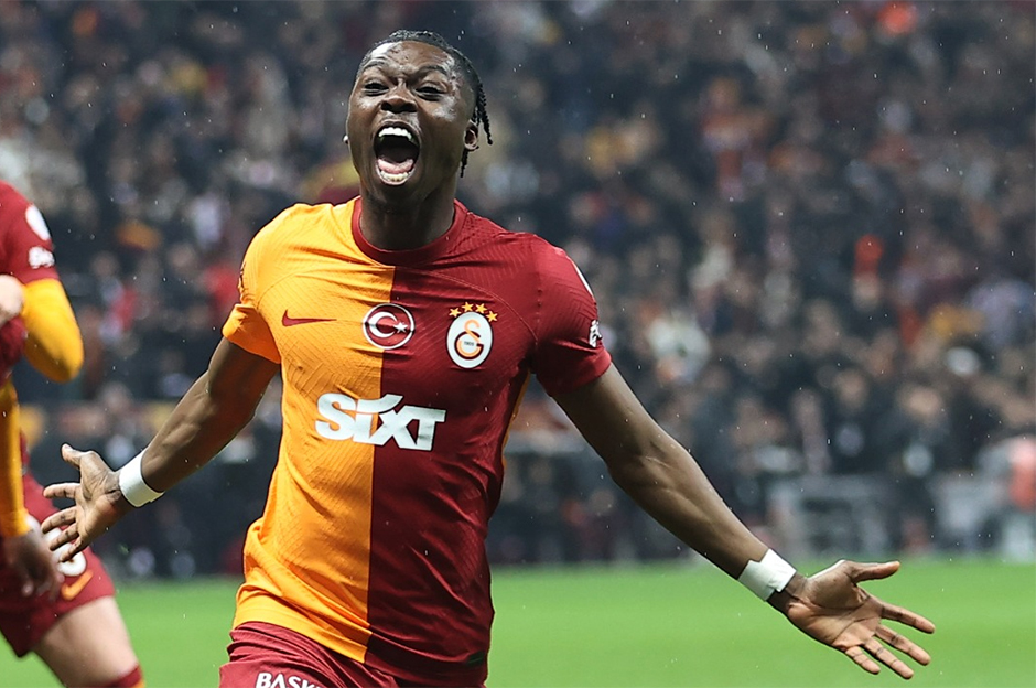 Galatasaray'a Derrick Köhn müjdesi: Talipleri artıyor