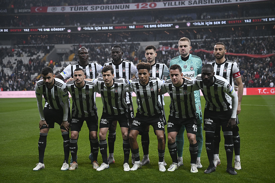 "Beşiktaş'ta gelecek sezon planlaması: 3 oyuncu ayrılacak"