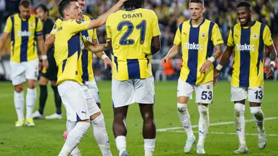 "Kan kokusu alan köpekbalığı!" | Spor yazarları, Fenerbahçe'nin Avrupa galibiyetini değerlendirdi