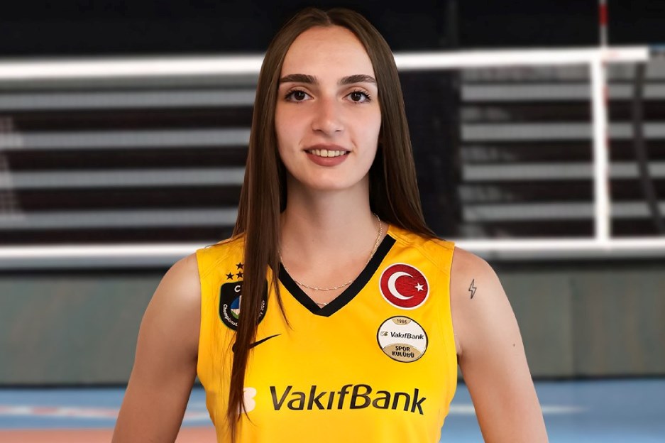 Berka Buse Özden yeniden VakıfBank'ta
