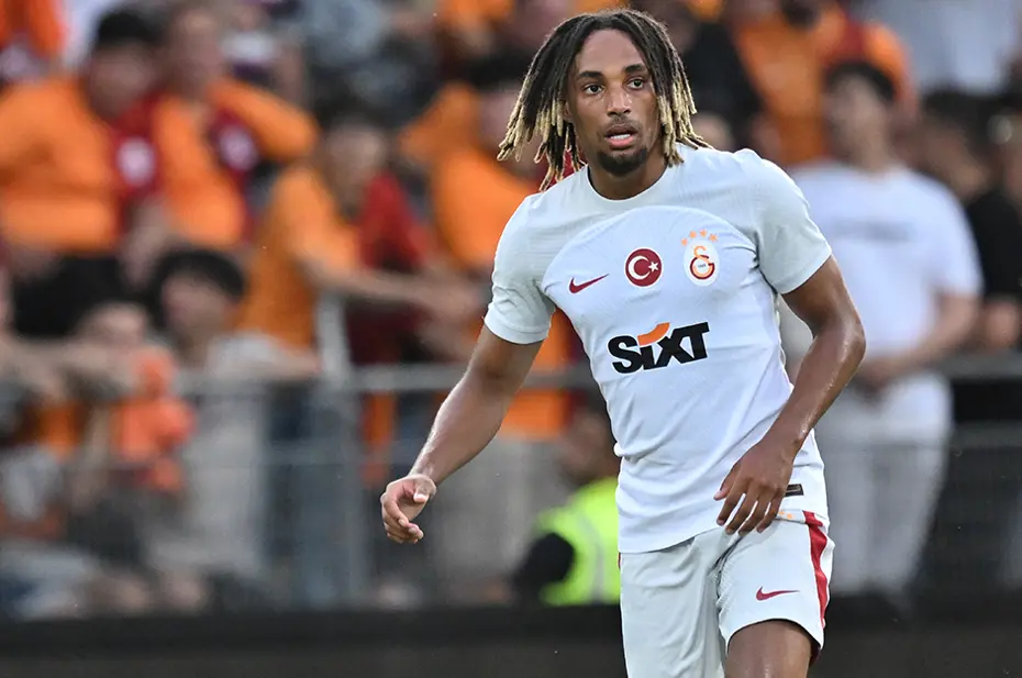 Galatasaray Sacha Boey'un alternatifini buldu: Scout ekibinini yeni keşfi - 2