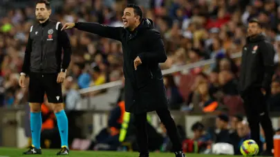 Mourinho'nun tarihi rekoruna Xavi göz dikti