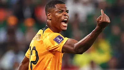 Premier Lig devleri Hollandalı yıldız için yarışta