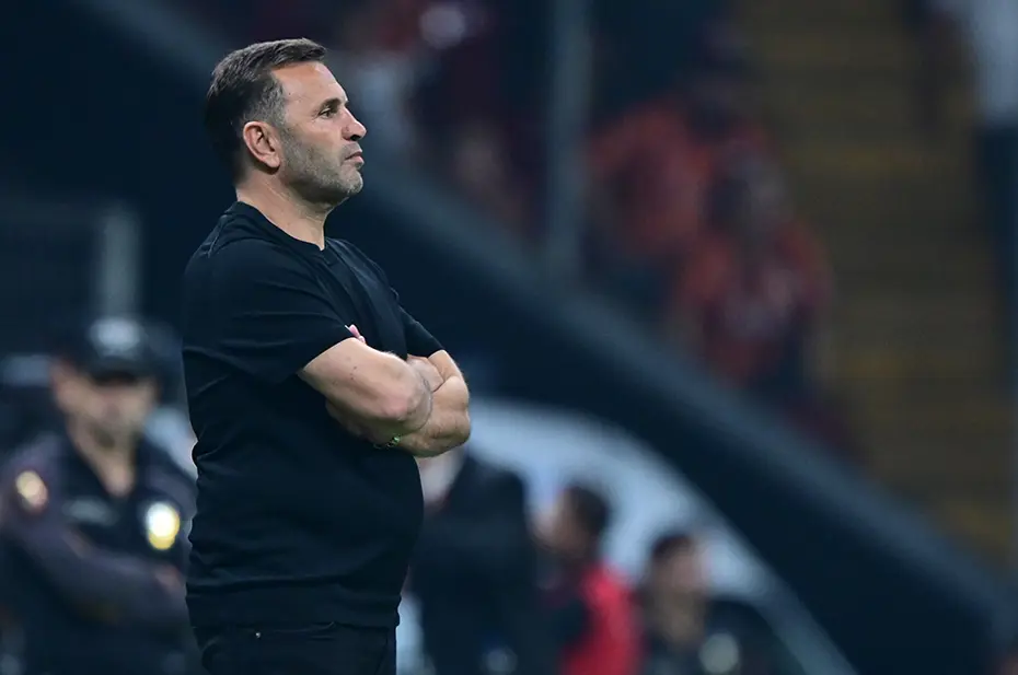 Okan Buruk, Osimhen'in kalacağını açıkladı - 4