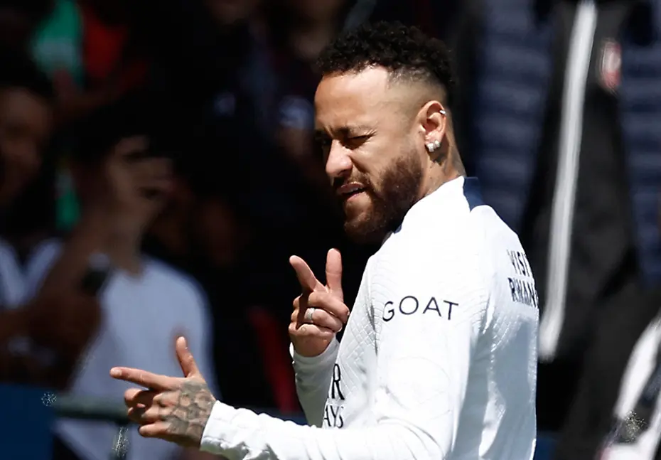 Neymar'a çılgın ücret: Sosyal medya paylaşımlarını da içeren devasa maaş - 4