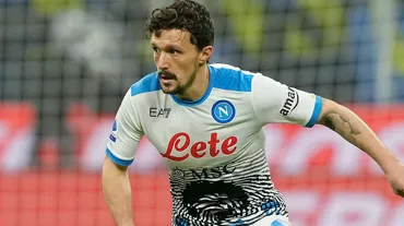 Galatasaray ve Beşiktaş'la anılmıştı: Napoli açıkladı